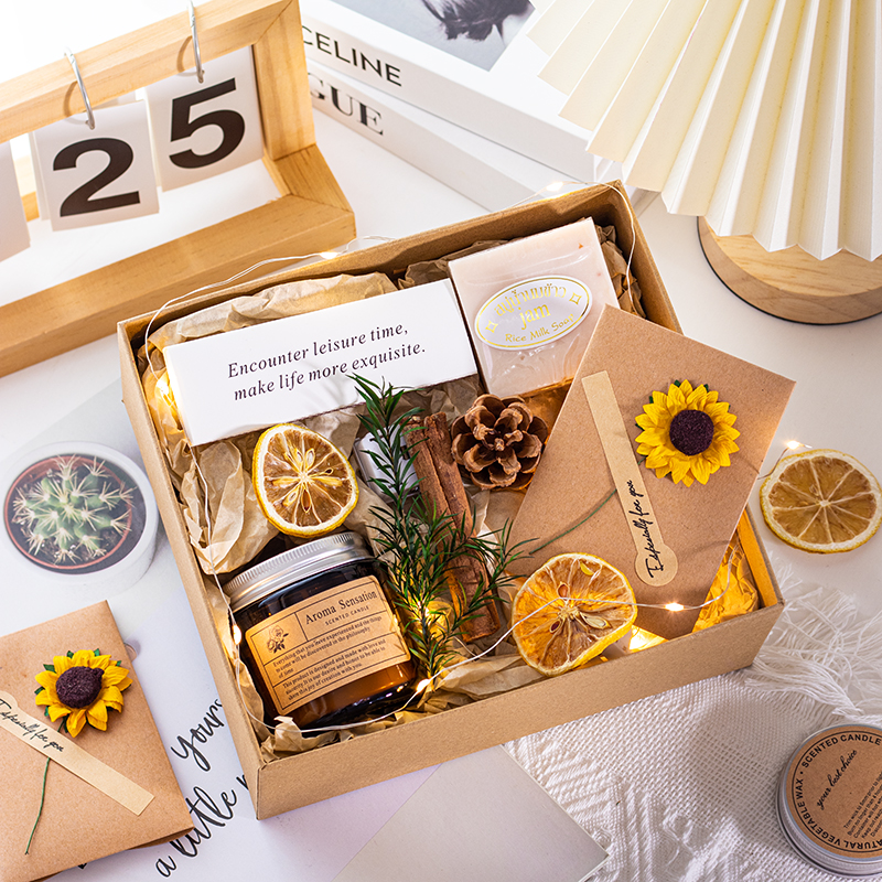 生日禮物女生閨蜜男朋友高級感小眾香薰蠟燭禮盒畢業(yè)季禮品伴手禮